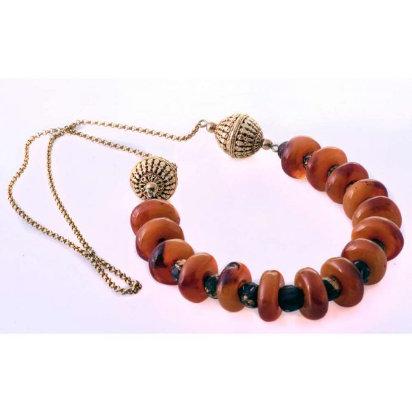 Handmade necklace with amber and gold elements