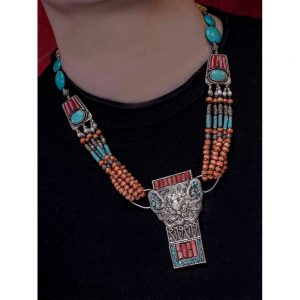 Handmade necklace with coral, dragon and silver elements